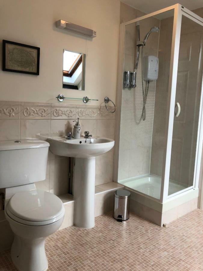 Burlington House Guest House 亨斯坦顿 外观 照片
