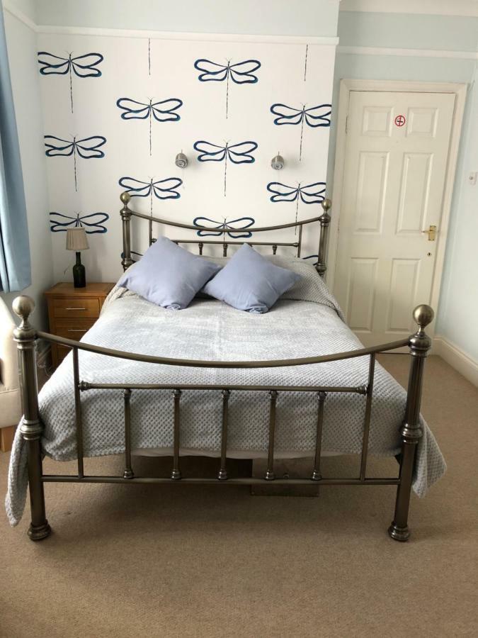 Burlington House Guest House 亨斯坦顿 外观 照片