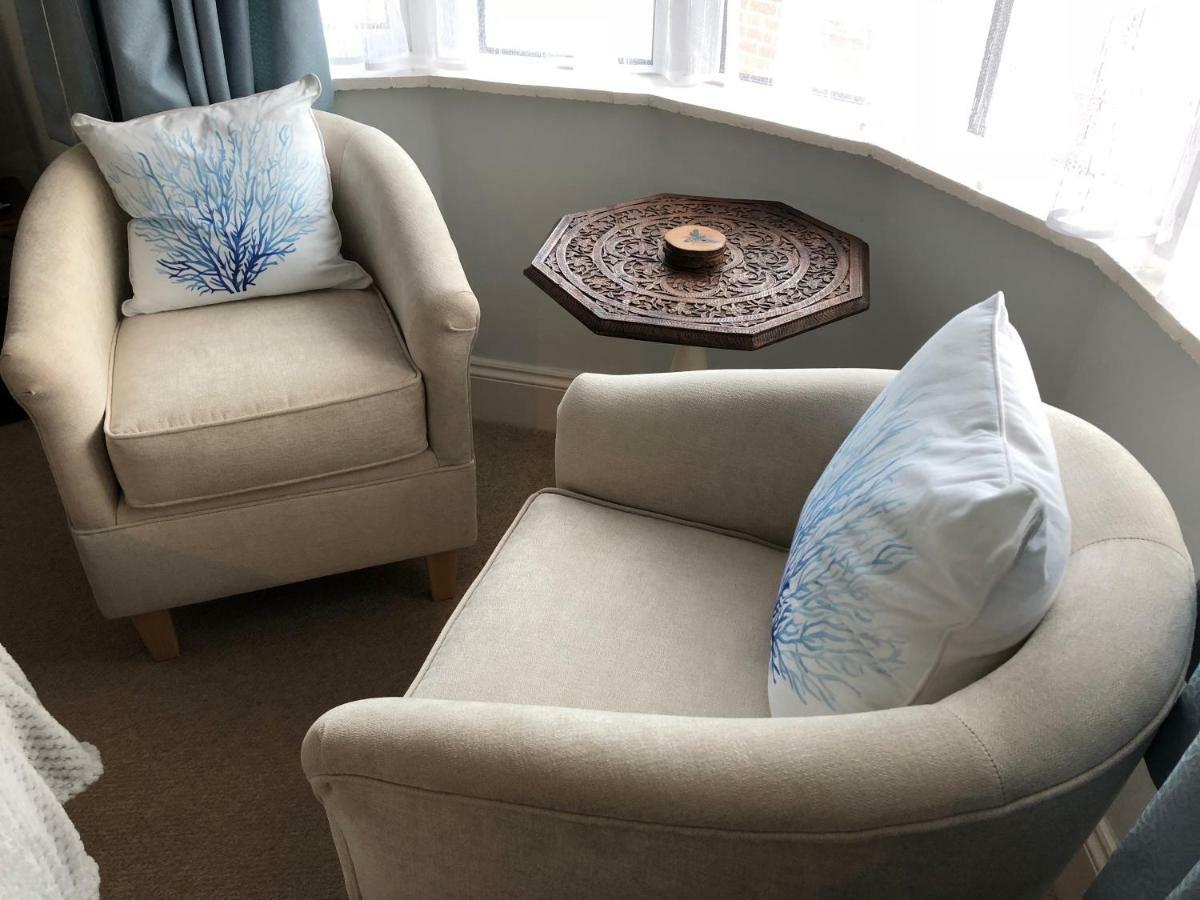 Burlington House Guest House 亨斯坦顿 外观 照片